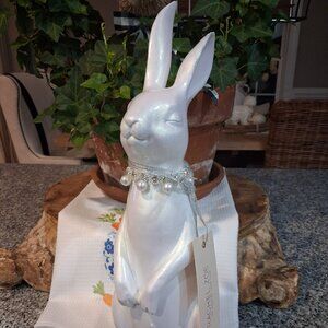NWT Rachel Zoe Pearlescent Easter Bunny with Necklace